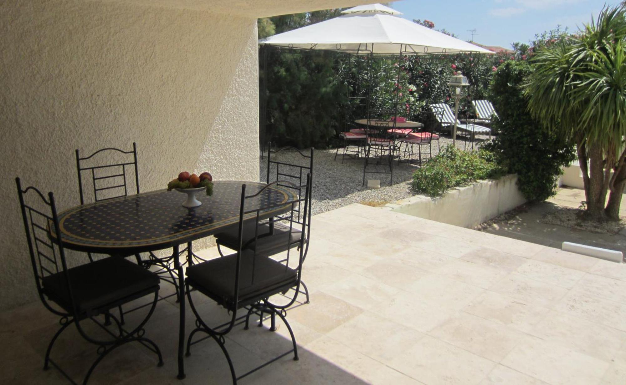 La Fille Du Berger Bed and Breakfast Puissalicon Εξωτερικό φωτογραφία